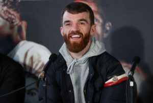 Luke Willis Edges Rylan Charlton With Majority Decision Win