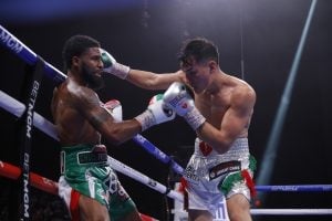 Stephen Fulton outpoints Brandon Figueroa, unifies WBO/WBC 122-pound titles in a classic