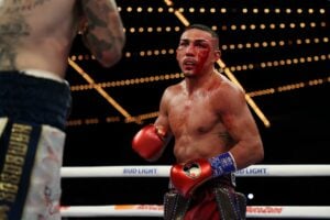 Report: Lopez fought Kambosos with air in chest, “lucky” to be alive, planning move to 140