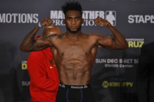 Adames Digs Deep To Edge Derevyanchenko By Majority Decision