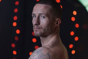 Robbie Davies Takes Down Hank Lundy in Two Rounds