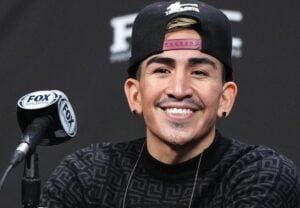 Leo Santa Cruz Returns, Decisions Keenan Carbajal Over Ten