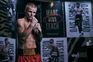 Marc Leach Outpoints Chris Bourke, Wins British Super Bantamweight Title