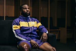 Floyd Mayweather-Don Moore Back In Play For May 21 In Dubai