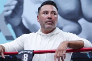 De La Hoya Admits He 