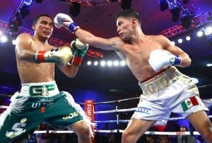 Isaac Dogboe wins a narrow split-decision over Joet Gonzalez