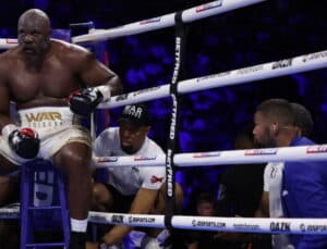 Bellew Wants Chisora To Stay Far Away From Deontay Wilder