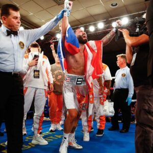 Joseph Adorno drops Hugo Roldan, wins razor thin decision in ShoBox headliner