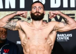 Caleb Plant plants Anthony Dirrell on Wilder-Helenius undercard