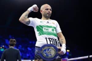 Martinez feels “stronger than ever,” wants Wood next in Nottingham