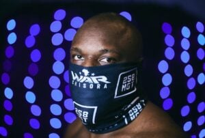 Wilder's Trainer: Chisora Must Beat Fury Up On The Inside, Can't Allow Fury To Hold