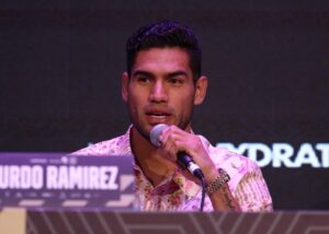 Gilberto Ramirez: I Respect Canelo's Decision, But The Best Fights Are When Mexicans Fight