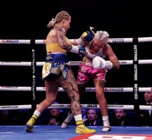 Ebanie Bridges grinds Shannon O’Connell to eighth-round TKO, retains IBF bantamweight title
