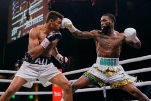 Frank Martin beats Michel Rivera in becoming new player at lightweight