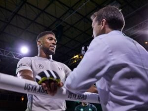 Joe Joyce Comments on Anthony Joshua Training Situation, Says He Is 'Still Kind of Learning'