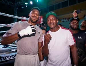 Holyfield Advises Joshua To Throw More Punches, Use His Size in Fights