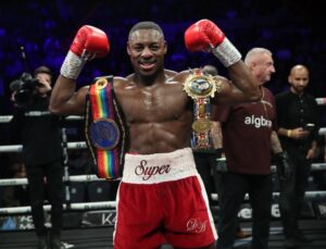 Dan Azeez Batters Thomas Faure, Earns EBU Title Following 12th Round Stoppage