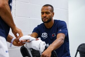 Harlem Eubank Will Now Face Late-Sub Miguel Antin, Uruzquieta is Out