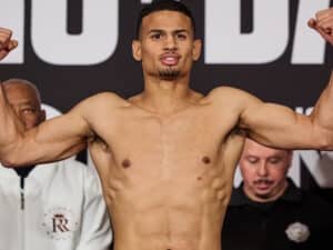 Rolly Romero Gets Off The Floor, Gains Controversial Stoppage of Ismael Barroso in Ninth For WBA Title