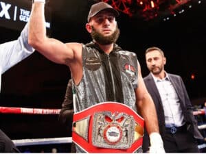 Ali Izmailov: Foster Didn't Want To Fight, That's Why He Held So Much