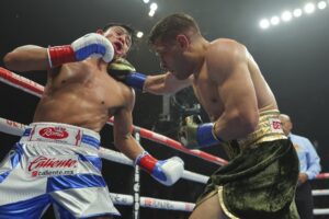 Derevyanchenko's Trainer Confident Mungiua Would Lose a Rematch