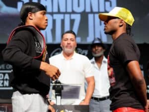 Floyd Schofield, Haskell Rhodes Make Weight For New DAZN Main Event In San Antonio