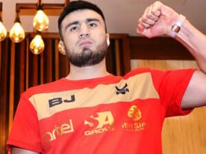 Bakhodir Jalolov Drops Onoriode Ehwarieme Three Times, Scores 1st Round Knockout In Tulsa