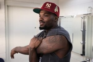 Hitchins vs. Zepeda: Orestes Velazquez, Khalil Coe Added To Card