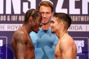 Richardson Hitchins cruises to easy win over former title challenger Jose Zepeda