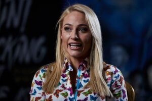 Ebanie Bridges on Baumgardner Failed Test: It's a Very Common Bodybuilding Stack For Women