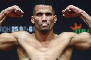 Orestes Velazquez Stops Mohamed Soumaoro In 8th Round On Hitchins-Zepeda Undercard