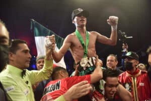 Angel Ayala Overcomes Knockdown, Ring Announcer Blunder To Upset Felix Alvarado In IBF Eliminator