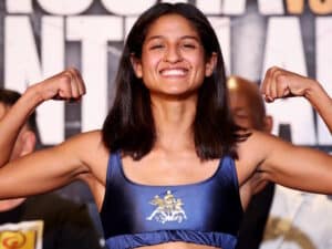 Gabriela Fundora Dominates Arely Mucino To Win IBF Flyweight Title via 5th Round Stoppage