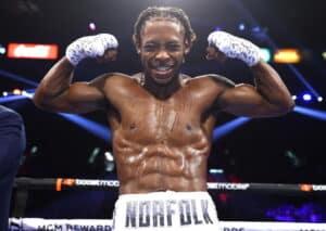 Keyshawn Davis Edges Nahir Albright Via Majority Decision, Eyes December Return