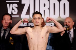 Relentless Sandoval Stops Courageous Buitrago in eight