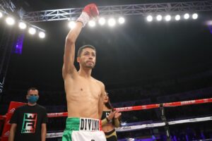 Rafael Espinoza vs Sergio Chirino Sanchez in the works for June
