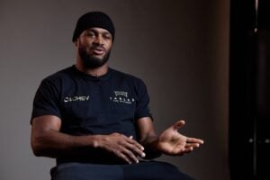 Cheavon Clarke Aware of Ellis Zorro Threat After Being Burned by Jai Opetaia