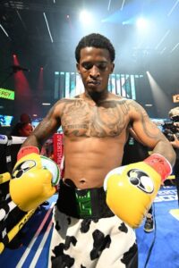 Lorenzo ‘Truck’ Simpson Hoping to Motor Through Raiko Santana