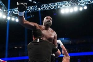 Derek Chisora Drops Joe Joyce, Earns Upset Victory In London