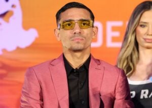 Luis Alberto Lopez anticipates Naoya Inoue as Angelo Leo approaches