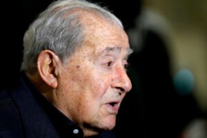 ‘I think it’s over for him’: Arum sees end of the road for Joshua