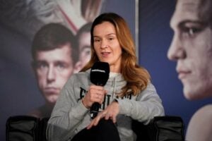 Terri Harper found the right division and hopes to prove it against Rhiannon Dixon