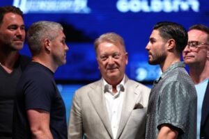 Smith falls ill, withdraws from Kelly fight