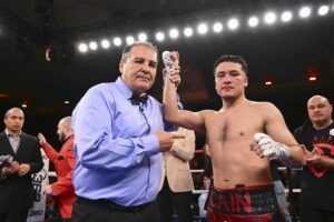 Cain Sandoval stops Romero Duno to remain unbeaten