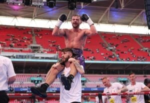 Josh Padley drops and shocks Mark Chamberlain at Wembley