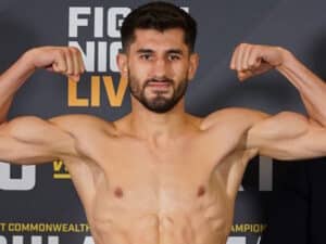 Masood Abdulah beats George Stewart to claim the Commonwealth featherweight title