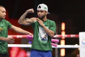 Oscar Collazo believes Knockout CP Freshmart fight will be highlight of 'Latino Night'