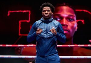 Raymond Ford to face Orlando Gonzalez at junior lightweight