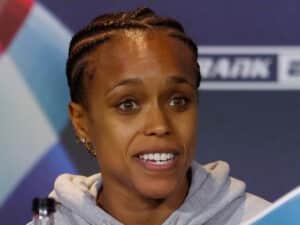 Natasha Jonas shuns 'disrespectful' talk of Lauren Price unification