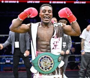 Rashidi Ellis Breaks Down, Stops Jose Angulo in Seven